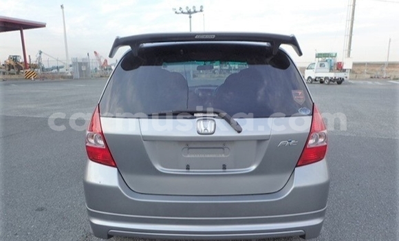 Acheter Occasion Voiture Honda Fit Gris à Beitbridge, Matabeleland South Acheter Occasion Voiture Honda Fit Gris à Beitbridge, Matabeleland South