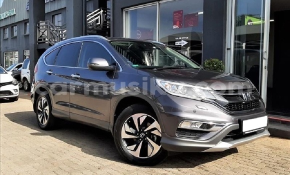 Nunua Ilio tumika Honda CR–V Beige Gari ndani ya Beitbridge nchini Matabeleland Kusini Nunua Ilio tumika Honda CR–V Beige Gari ndani ya Beitbridge nchini Matabeleland Kusini