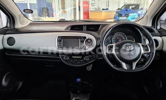 Acheter Occasion Voiture Toyota Yaris Blanc à Beitbridge, Matabeleland South Acheter Occasion Voiture Toyota Yaris Blanc à Beitbridge, Matabeleland South