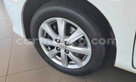 Acheter Occasion Voiture Toyota Yaris Blanc à Beitbridge, Matabeleland South Acheter Occasion Voiture Toyota Yaris Blanc à Beitbridge, Matabeleland South