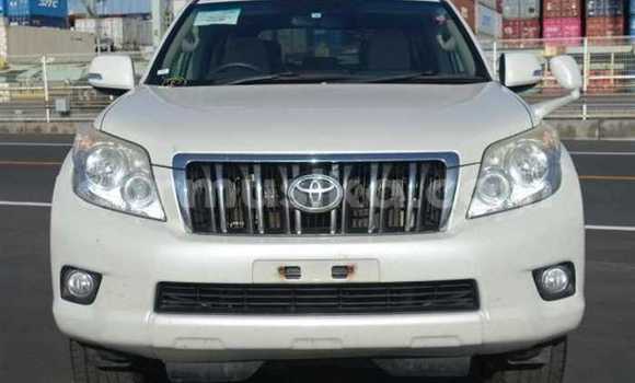 Nunua Ilio tumika Toyota Land Cruiser Prado Nyeupe Gari ndani ya Beitbridge nchini Matabeleland Kusini
