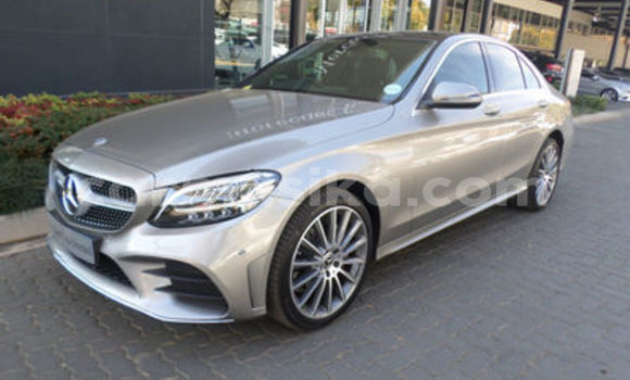 Tenga Tsaru Mercedes-Benz C180 coupe Sirivha Mota in Beitbridge in Matabeleland South Tenga Tsaru Mercedes-Benz C180 coupe Sirivha Mota in Beitbridge in Matabeleland South