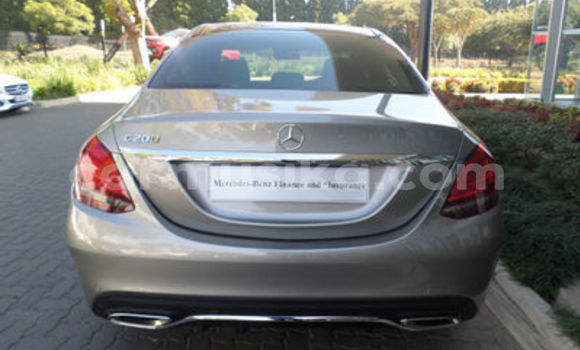 Tenga Tsaru Mercedes-Benz C180 coupe Sirivha Mota in Beitbridge in Matabeleland South Tenga Tsaru Mercedes-Benz C180 coupe Sirivha Mota in Beitbridge in Matabeleland South