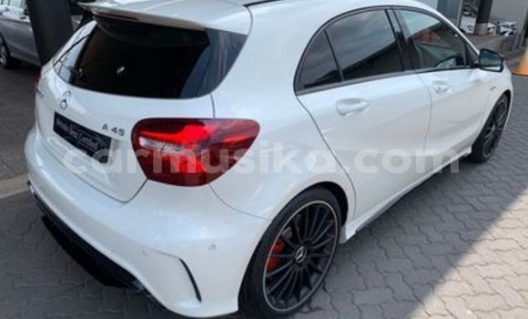 Tenga Tsaru Mercedes-Benz C180 coupe Chena Mota in Beitbridge in Matabeleland South Tenga Tsaru Mercedes-Benz C180 coupe Chena Mota in Beitbridge in Matabeleland South