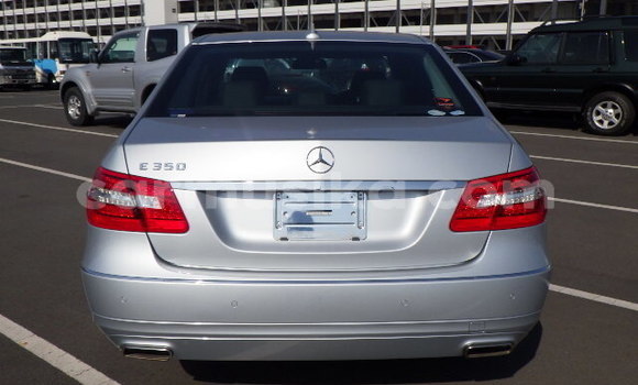 Tenga Tsaru Mercedes-Benz C180 COUPE Sirivha Mota in Beitbridge in Matabeleland South Tenga Tsaru Mercedes-Benz C180 COUPE Sirivha Mota in Beitbridge in Matabeleland South