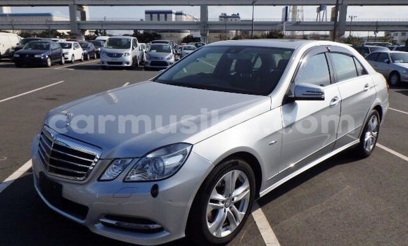 Tenga Tsaru Mercedes-Benz C180 COUPE Sirivha Mota in Beitbridge in Matabeleland South Tenga Tsaru Mercedes-Benz C180 COUPE Sirivha Mota in Beitbridge in Matabeleland South