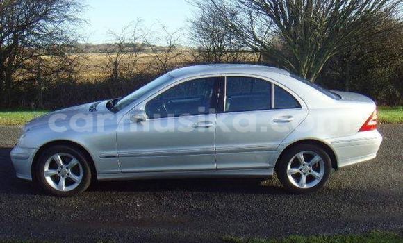 Tenga Tsaru Mercedes-Benz C180 COUPE Sirivha Mota in Beitbridge in Matabeleland South Tenga Tsaru Mercedes-Benz C180 COUPE Sirivha Mota in Beitbridge in Matabeleland South