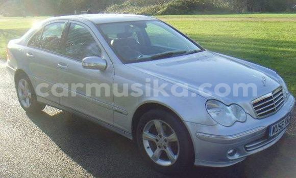 Tenga Tsaru Mercedes-Benz C180 COUPE Sirivha Mota in Beitbridge in Matabeleland South Tenga Tsaru Mercedes-Benz C180 COUPE Sirivha Mota in Beitbridge in Matabeleland South