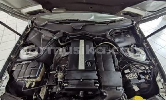 Tenga Tsaru Mercedes-Benz C180 coupe Sirivha Mota in Avondale in Harare Tenga Tsaru Mercedes-Benz C180 coupe Sirivha Mota in Avondale in Harare