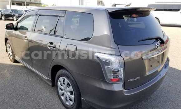 Nunua Ilio tumika Toyota Corolla Beige Gari ndani ya Beitbridge nchini Matabeleland Kusini Nunua Ilio tumika Toyota Corolla Beige Gari ndani ya Beitbridge nchini Matabeleland Kusini