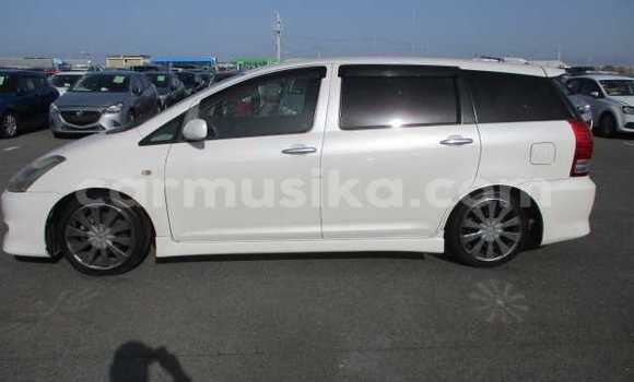 Tenga Tsaru Toyota Wish Chena Mota in Beitbridge in Matabeleland South Tenga Tsaru Toyota Wish Chena Mota in Beitbridge in Matabeleland South