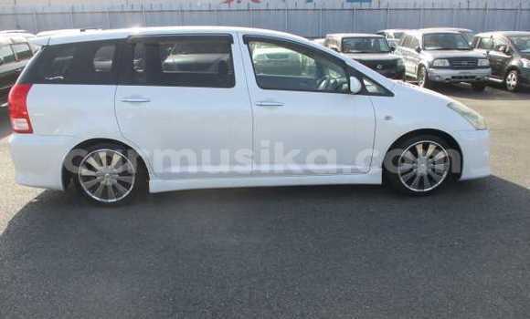 Tenga Tsaru Toyota Wish Chena Mota in Beitbridge in Matabeleland South Tenga Tsaru Toyota Wish Chena Mota in Beitbridge in Matabeleland South