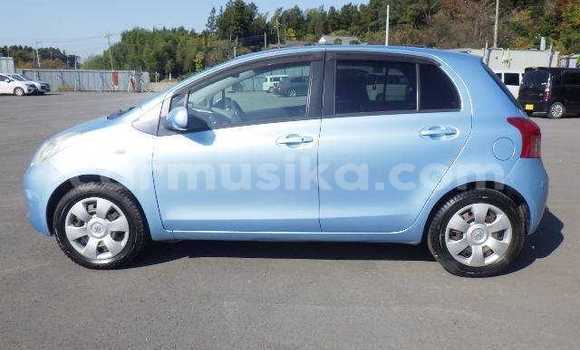 Acheter Occasion Voiture Toyota Vitz Bleu à Beitbridge, Matabeleland South Acheter Occasion Voiture Toyota Vitz Bleu à Beitbridge, Matabeleland South