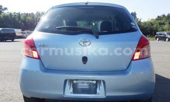 Acheter Occasion Voiture Toyota Vitz Bleu à Beitbridge, Matabeleland South Acheter Occasion Voiture Toyota Vitz Bleu à Beitbridge, Matabeleland South