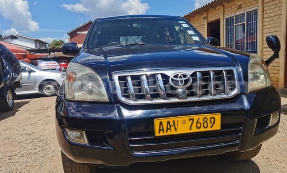 Nunua Ilio tumika Toyota Land Cruiser Prado Nyeusi Gari ndani ya Harare nchini Harare Nunua Ilio tumika Toyota Land Cruiser Prado Nyeusi Gari ndani ya Harare nchini Harare