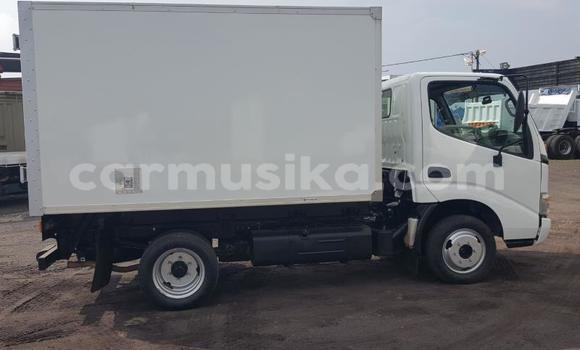 Acheter Occasion Utilitaire DAF CF Blanc à Beitbridge, Matabeleland South Acheter Occasion Utilitaire DAF CF Blanc à Beitbridge, Matabeleland South