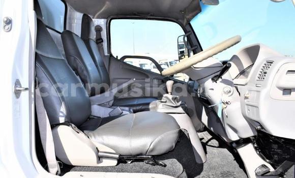 Acheter Occasion Utilitaire DAF CF Blanc à Beitbridge, Matabeleland South Acheter Occasion Utilitaire DAF CF Blanc à Beitbridge, Matabeleland South