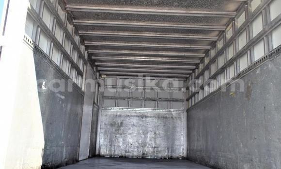 Acheter Occasion Utilitaire DAF CF Blanc à Beitbridge, Matabeleland South Acheter Occasion Utilitaire DAF CF Blanc à Beitbridge, Matabeleland South