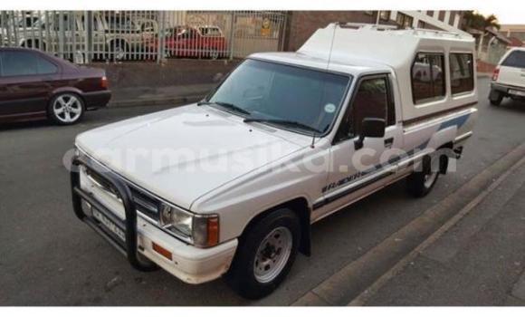 Acheter Occasion Voiture Toyota Hilux Autre à Beitbridge, Matabeleland South Acheter Occasion Voiture Toyota Hilux Autre à Beitbridge, Matabeleland South