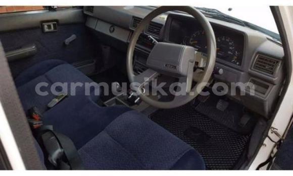 Acheter Occasion Voiture Toyota Hilux Autre à Beitbridge, Matabeleland South Acheter Occasion Voiture Toyota Hilux Autre à Beitbridge, Matabeleland South