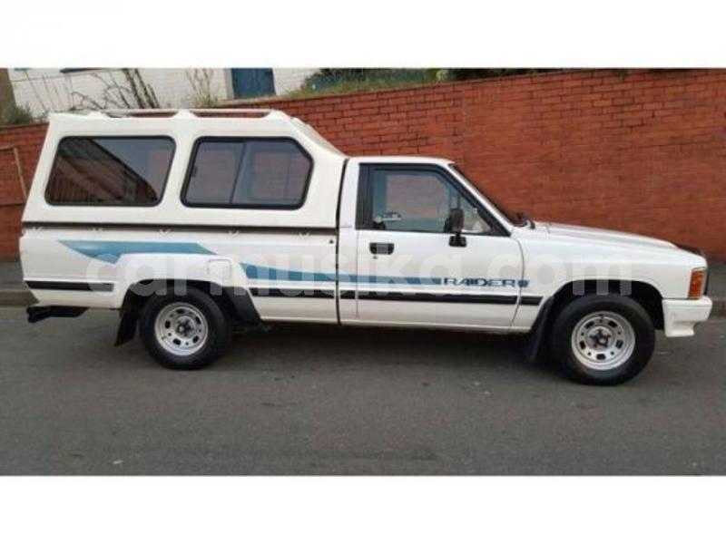 Big with watermark toyota hilux matabeleland south beitbridge 21282