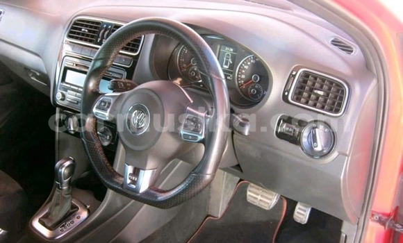 Tenga Tsaru Volkswagen Golf R Tsvuku Mota in Harare in Harare Tenga Tsaru Volkswagen Golf R Tsvuku Mota in Harare in Harare