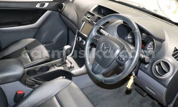 Tenga Tsaru Mazda Mazda 2 Sirivha Mota in Beitbridge in Matabeleland South Tenga Tsaru Mazda Mazda 2 Sirivha Mota in Beitbridge in Matabeleland South