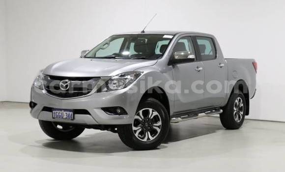 Tenga Tsaru Mazda Mazda 2 Sirivha Mota in Beitbridge in Matabeleland South Tenga Tsaru Mazda Mazda 2 Sirivha Mota in Beitbridge in Matabeleland South