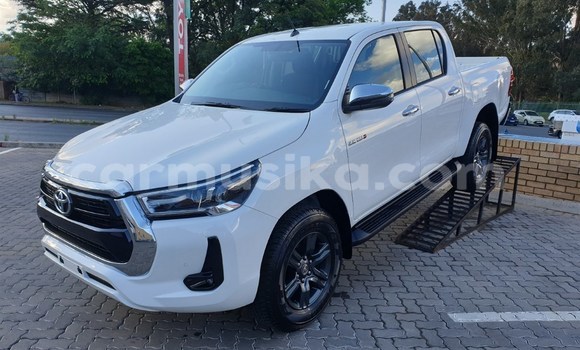 Acheter Occasion Voiture Toyota Hilux Blanc à Beitbridge, Matabeleland South