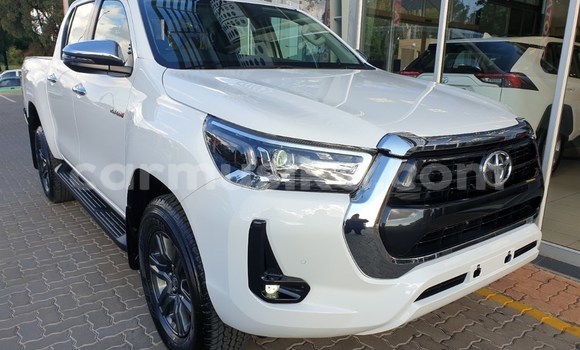 Tenga Tsaru Toyota Hilux Chena Mota in Beitbridge in Matabeleland South Tenga Tsaru Toyota Hilux Chena Mota in Beitbridge in Matabeleland South
