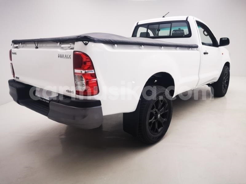 Big with watermark toyota hilux matabeleland south beitbridge 21288