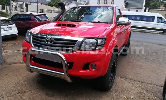 Tenga Tsaru Toyota Hilux Tsvuku Mota in Beitbridge in Matabeleland South Tenga Tsaru Toyota Hilux Tsvuku Mota in Beitbridge in Matabeleland South