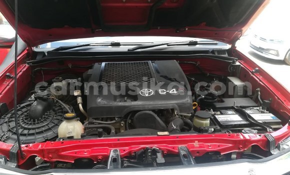 Tenga Tsaru Toyota Hilux Tsvuku Mota in Beitbridge in Matabeleland South Tenga Tsaru Toyota Hilux Tsvuku Mota in Beitbridge in Matabeleland South