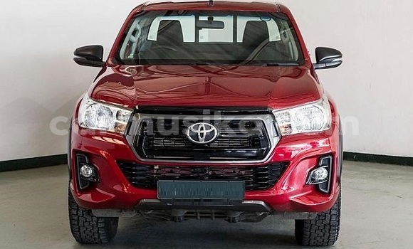 Tenga Tsaru Toyota Hilux Tsvuku Mota in Beitbridge in Matabeleland South Tenga Tsaru Toyota Hilux Tsvuku Mota in Beitbridge in Matabeleland South