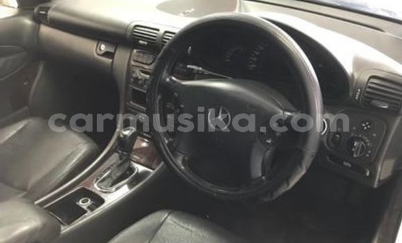 Tenga Tsaru Mercedes‒Benz CLK-klasse Sirivha Mota in Beitbridge in Matabeleland South Tenga Tsaru Mercedes‒Benz CLK-klasse Sirivha Mota in Beitbridge in Matabeleland South