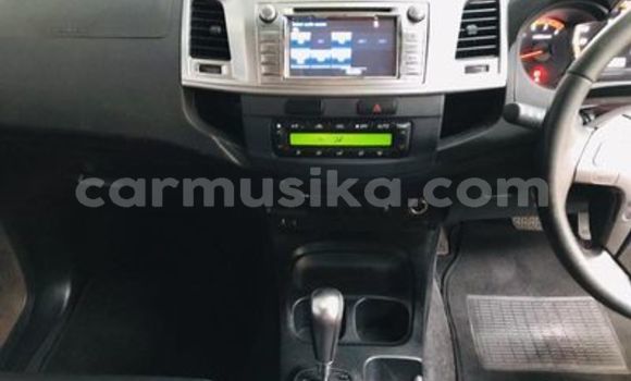 Acheter Occasion Voiture Toyota Hilux Blanc à Beitbridge, Matabeleland South Acheter Occasion Voiture Toyota Hilux Blanc à Beitbridge, Matabeleland South