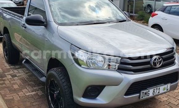Buy Used Toyota Hilux Silver Car in Beitbridge in Matabeleland South