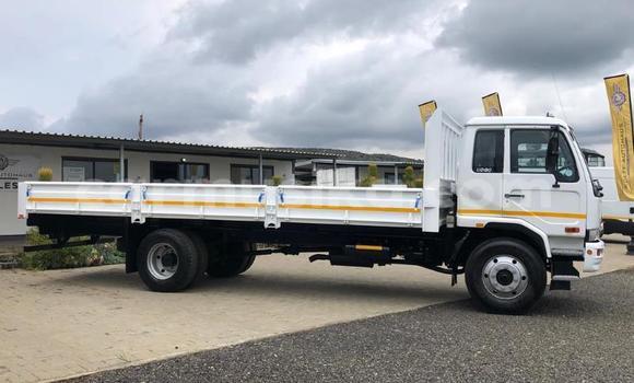 Buy Used Nissan UD White Truck in Beitbridge in Matabeleland South Buy Used Nissan UD White Truck in Beitbridge in Matabeleland South