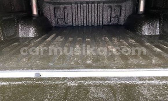 Acheter Occasion Voiture Toyota Hilux Gris à Belvédère, Harare Acheter Occasion Voiture Toyota Hilux Gris à Belvédère, Harare