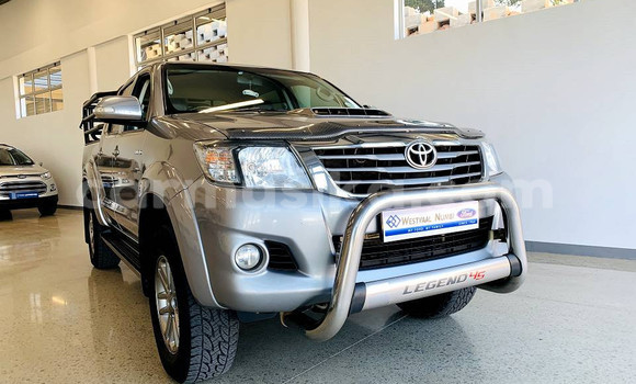 Nunua Ilio tumika Toyota Hilux Fedha Gari ndani ya Beitbridge nchini Matabeleland Kusini Nunua Ilio tumika Toyota Hilux Fedha Gari ndani ya Beitbridge nchini Matabeleland Kusini