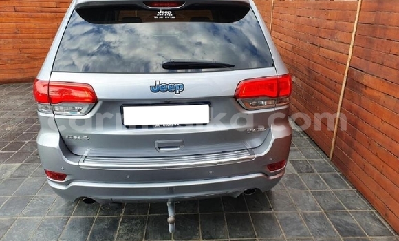 Acheter Occasion Voiture Jeep Grand Cherokee Gris à Beitbridge, Matabeleland South Acheter Occasion Voiture Jeep Grand Cherokee Gris à Beitbridge, Matabeleland South