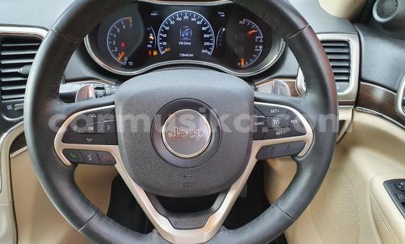Acheter Occasion Voiture Jeep Grand Cherokee Gris à Beitbridge, Matabeleland South Acheter Occasion Voiture Jeep Grand Cherokee Gris à Beitbridge, Matabeleland South