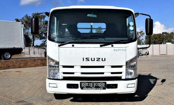 Nunua Ilio tumika Isuzu FTR 850 Nyeupe Lori ndani ya Beitbridge nchini Matabeleland Kusini