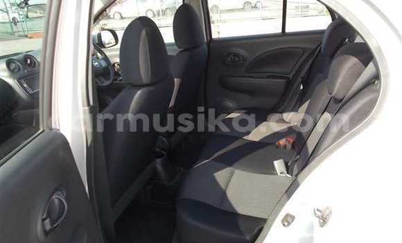 Nunua Ilio tumika Nissan March Fedha Gari ndani ya Beitbridge nchini Matabeleland Kusini Nunua Ilio tumika Nissan March Fedha Gari ndani ya Beitbridge nchini Matabeleland Kusini