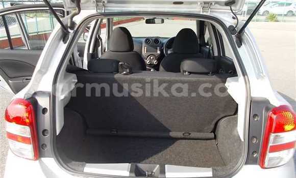 Nunua Ilio tumika Nissan March Fedha Gari ndani ya Beitbridge nchini Matabeleland Kusini Nunua Ilio tumika Nissan March Fedha Gari ndani ya Beitbridge nchini Matabeleland Kusini