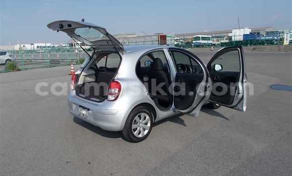 Nunua Ilio tumika Nissan March Fedha Gari ndani ya Beitbridge nchini Matabeleland Kusini Nunua Ilio tumika Nissan March Fedha Gari ndani ya Beitbridge nchini Matabeleland Kusini