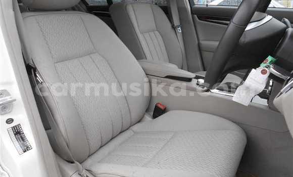 Nunua Ilio tumika Mercedes‒Benz C–Class Nyeupe Gari ndani ya Beitbridge nchini Matabeleland Kusini Nunua Ilio tumika Mercedes‒Benz C–Class Nyeupe Gari ndani ya Beitbridge nchini Matabeleland Kusini