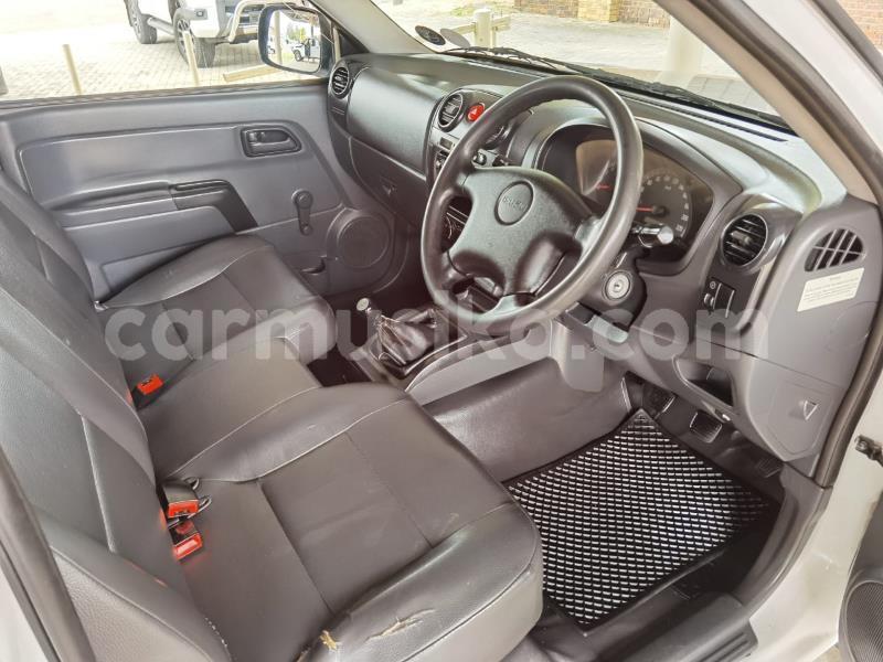 Big with watermark isuzu kb matabeleland south beitbridge 21341