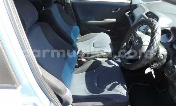 Nunua Ilio tumika Honda Fit Bluu Gari ndani ya Beitbridge nchini Matabeleland Kusini Nunua Ilio tumika Honda Fit Bluu Gari ndani ya Beitbridge nchini Matabeleland Kusini