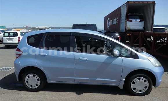 Nunua Ilio tumika Honda Fit Bluu Gari ndani ya Beitbridge nchini Matabeleland Kusini Nunua Ilio tumika Honda Fit Bluu Gari ndani ya Beitbridge nchini Matabeleland Kusini